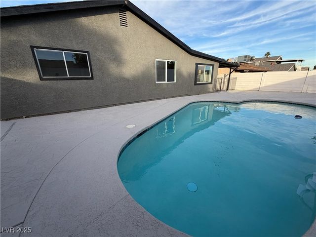 6601 Boxwood Lane, Las Vegas, NV 89103