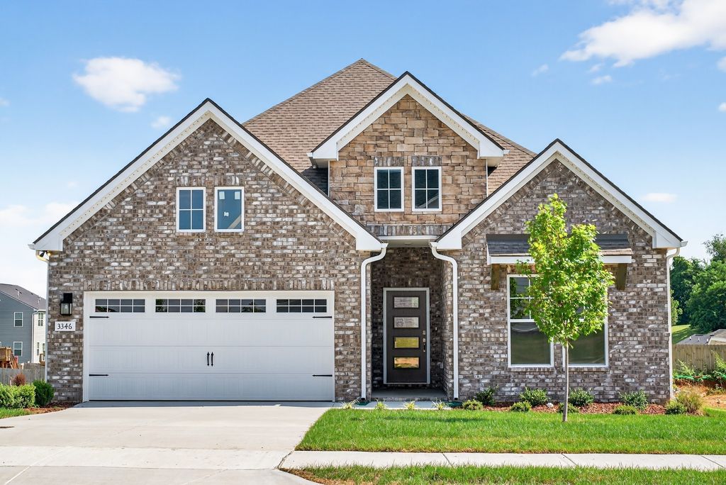 3346 Parmenter St, Columbia, TN 38401