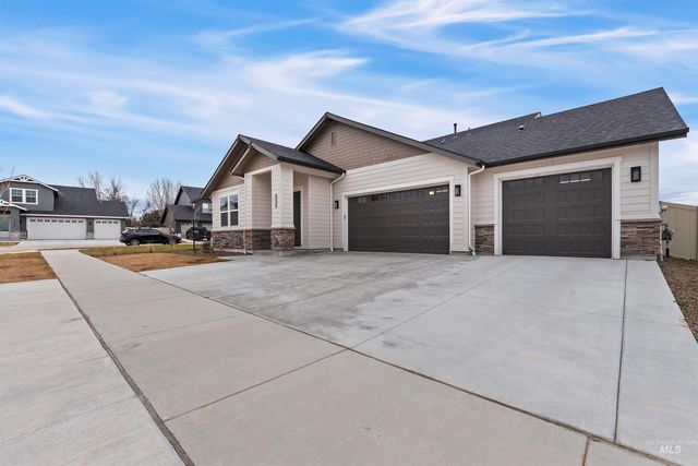 698 N Morning Glory Avenue, Eagle, ID 83616