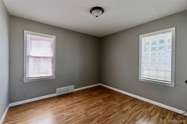 19409 Fairport Street, Detroit, MI 48205