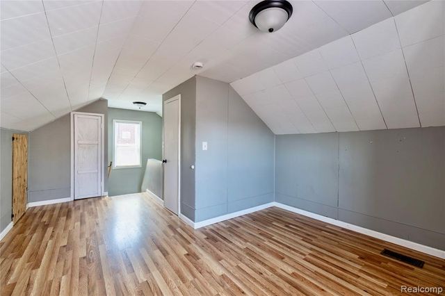 19409 Fairport Street, Detroit, MI 48205