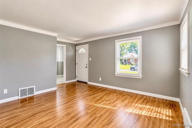 19409 Fairport Street, Detroit, MI 48205