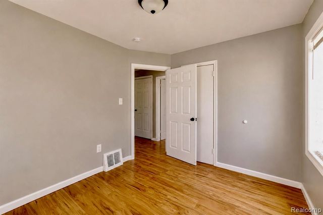 19409 Fairport Street, Detroit, MI 48205
