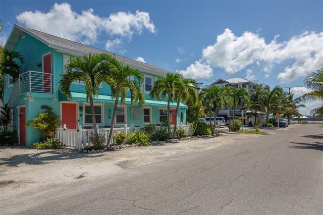 308 2ND STREET N 201, Bradenton Beach, FL 34217