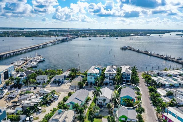308 2ND STREET N 201, Bradenton Beach, FL 34217