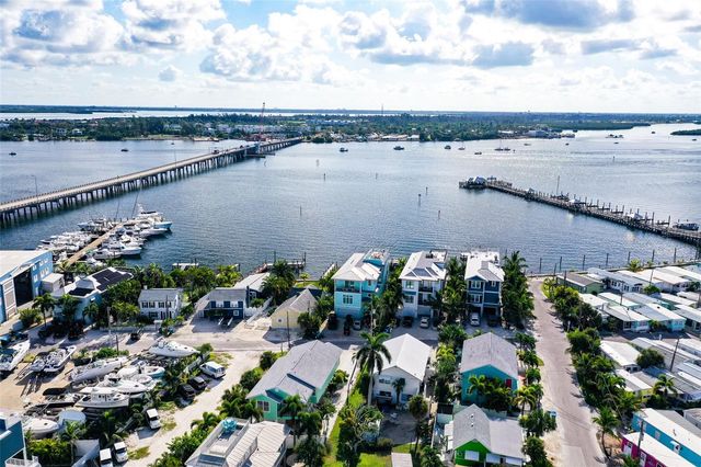 308 2ND STREET N 201, Bradenton Beach, FL 34217