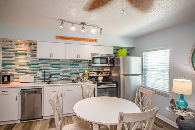 308 2ND STREET N 201, Bradenton Beach, FL 34217