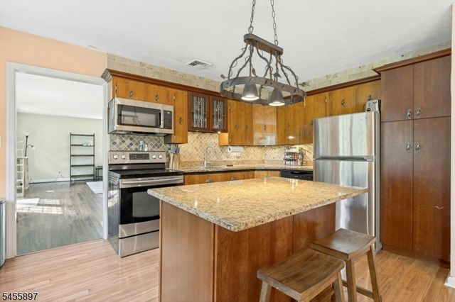751 Peters Ln, Bridgewater Twp., NJ 08836