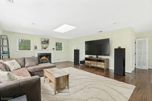 751 Peters Ln, Bridgewater Twp., NJ 08836