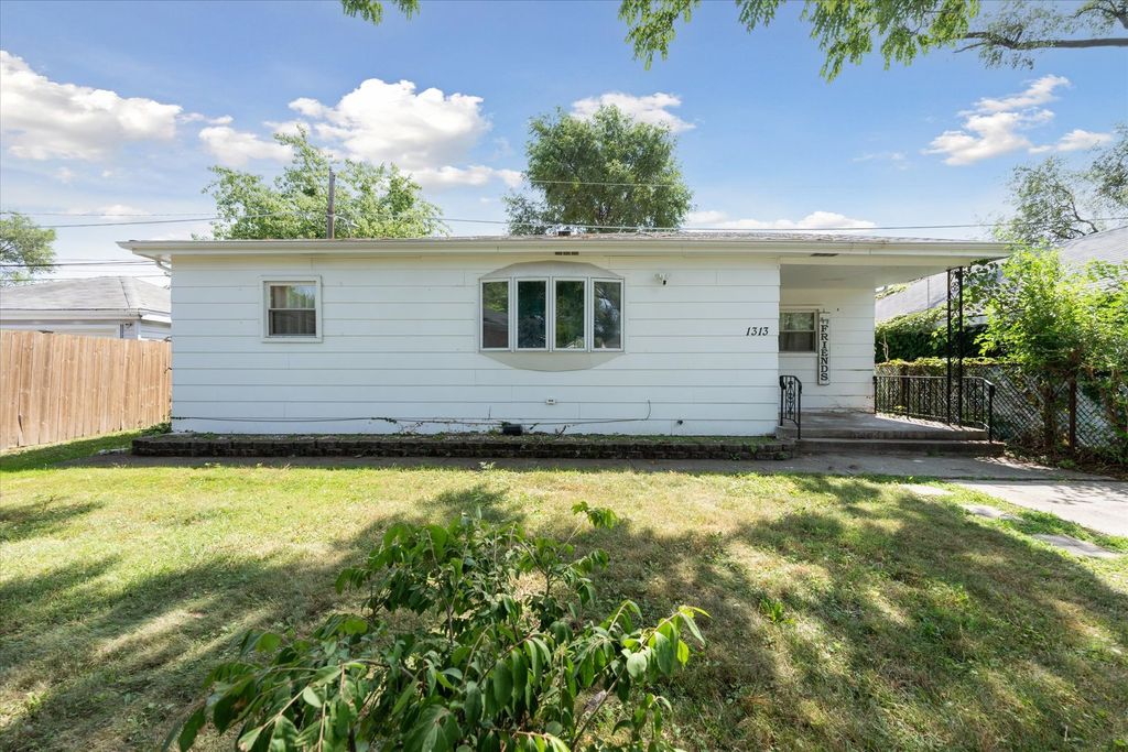 1313 Gordon Avenue, Calumet City, IL 60409 — exterior