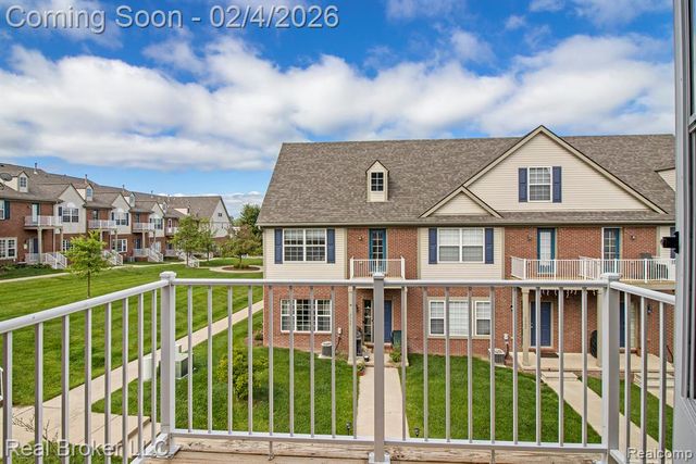 2074 Cloverly Lane, Ann Arbor, MI 48108