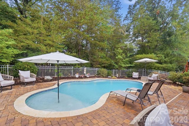 2669 Southern Trace Drive, Waxhaw, NC 28173