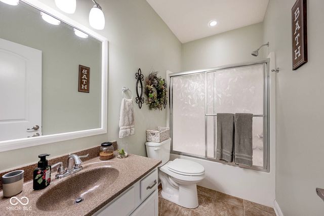 9716 N Mariners Crest, Mccordsville, IN 46055