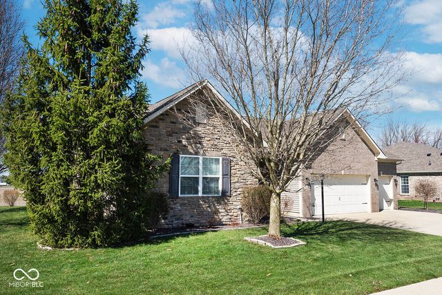 9716 N Mariners Crest, Mccordsville, IN 46055