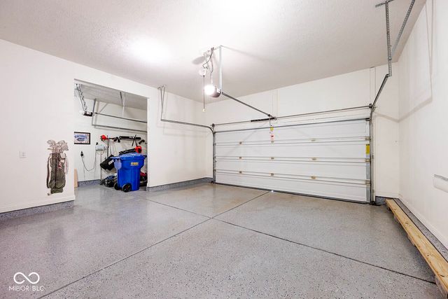 9716 N Mariners Crest, Mccordsville, IN 46055