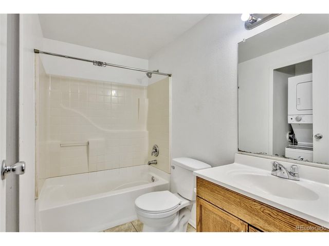 1514 S Ouray Cir B, Aurora, CO 80017