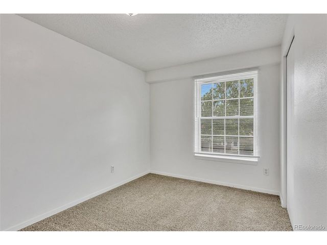 1514 S Ouray Cir B, Aurora, CO 80017