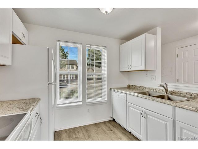 1514 S Ouray Cir B, Aurora, CO 80017