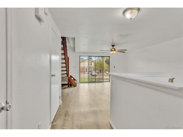 1514 S Ouray Cir B, Aurora, CO 80017