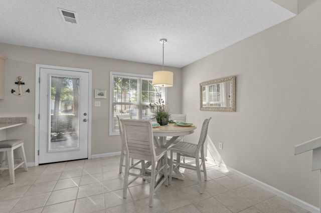 829 9th Ave. S, North Myrtle Beach, SC 29582