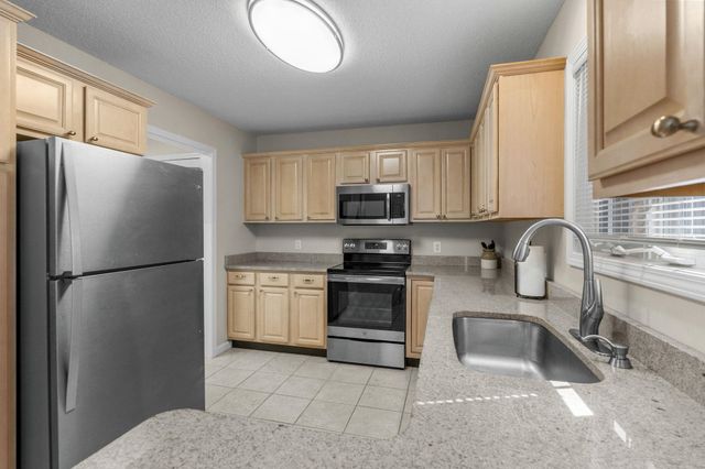 829 9th Ave. S, North Myrtle Beach, SC 29582