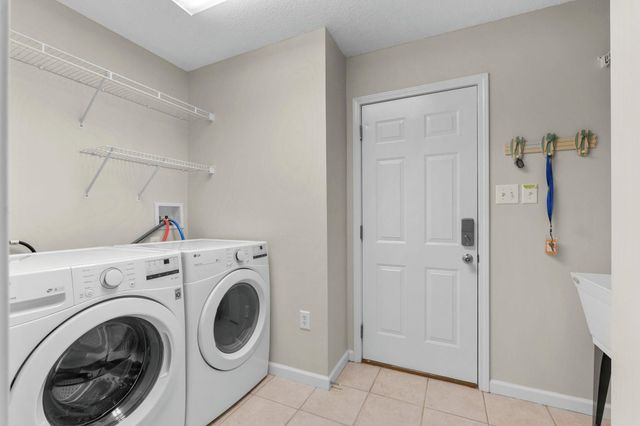829 9th Ave. S, North Myrtle Beach, SC 29582