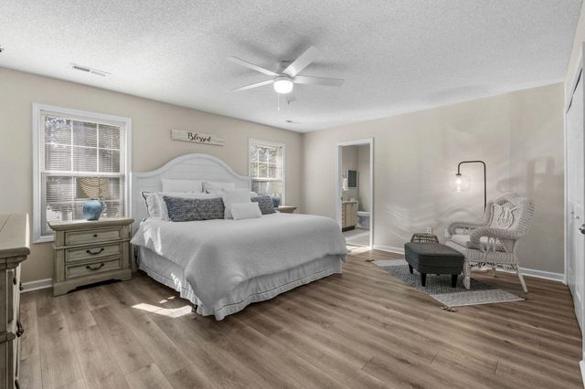 829 9th Ave. S, North Myrtle Beach, SC 29582