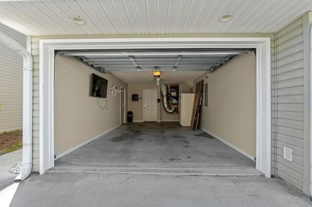829 9th Ave. S, North Myrtle Beach, SC 29582