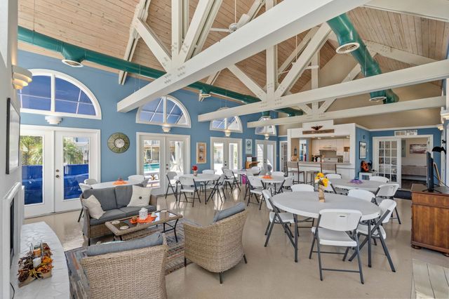829 9th Ave. S, North Myrtle Beach, SC 29582