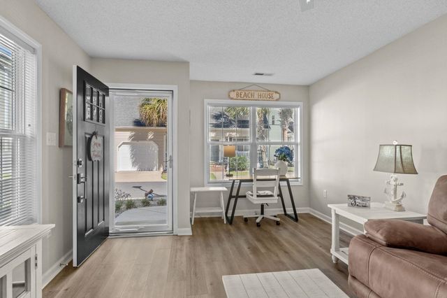 829 9th Ave. S, North Myrtle Beach, SC 29582