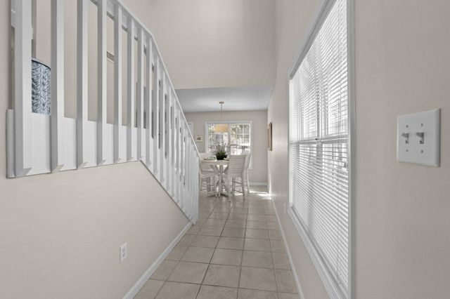 829 9th Ave. S, North Myrtle Beach, SC 29582