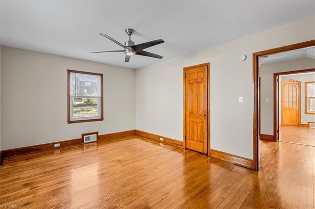 2939 Gilmer NE Avenue, Winston-salem, NC 27105