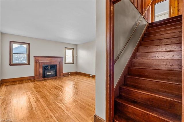 2939 Gilmer NE Avenue, Winston-salem, NC 27105