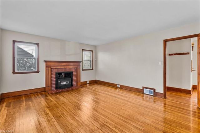 2939 Gilmer NE Avenue, Winston-salem, NC 27105