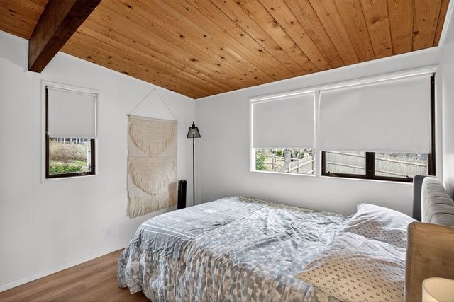 20 Longview Dr, Yarmouth, MA 02675