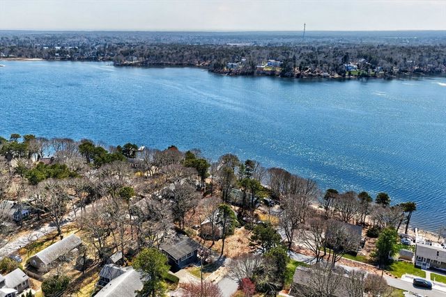 20 Longview Dr, Yarmouth, MA 02675