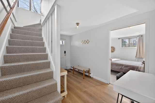 20 Longview Dr, Yarmouth, MA 02675