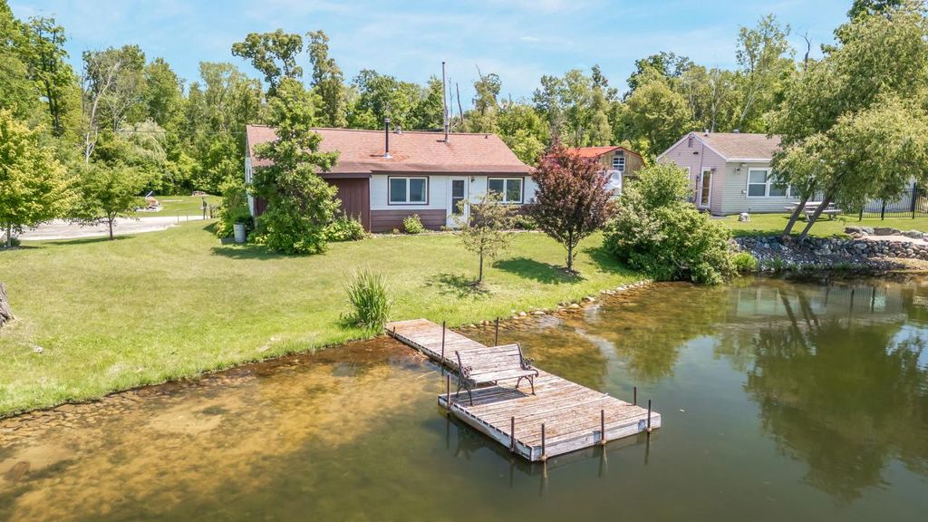 W796 Birchwood DRIVE, Campbellsport, WI 53010