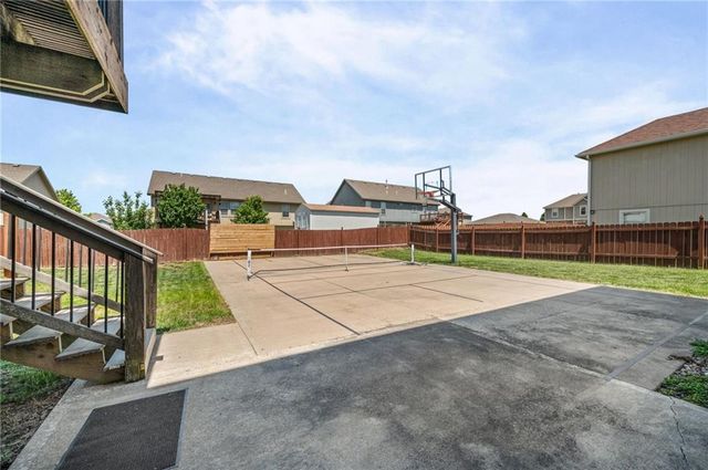 2104 Alder Street, Leavenworth, KS 66048