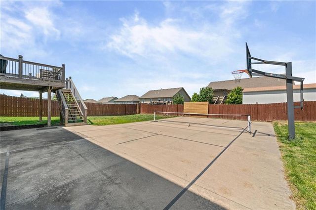 2104 Alder Street, Leavenworth, KS 66048