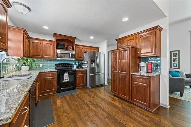 2104 Alder Street, Leavenworth, KS 66048