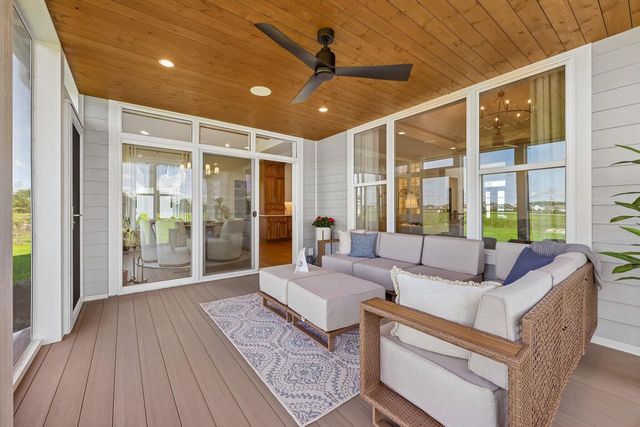 W358N6309 Ennis ROAD, Oconomowoc, WI 53066