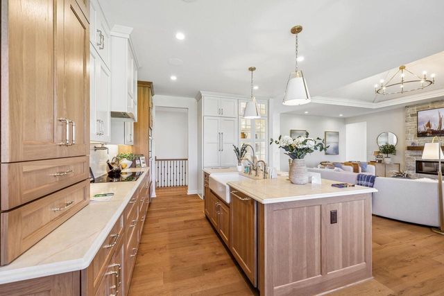 W358N6309 Ennis ROAD, Oconomowoc, WI 53066