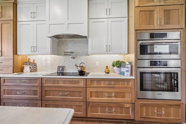 W358N6309 Ennis ROAD, Oconomowoc, WI 53066
