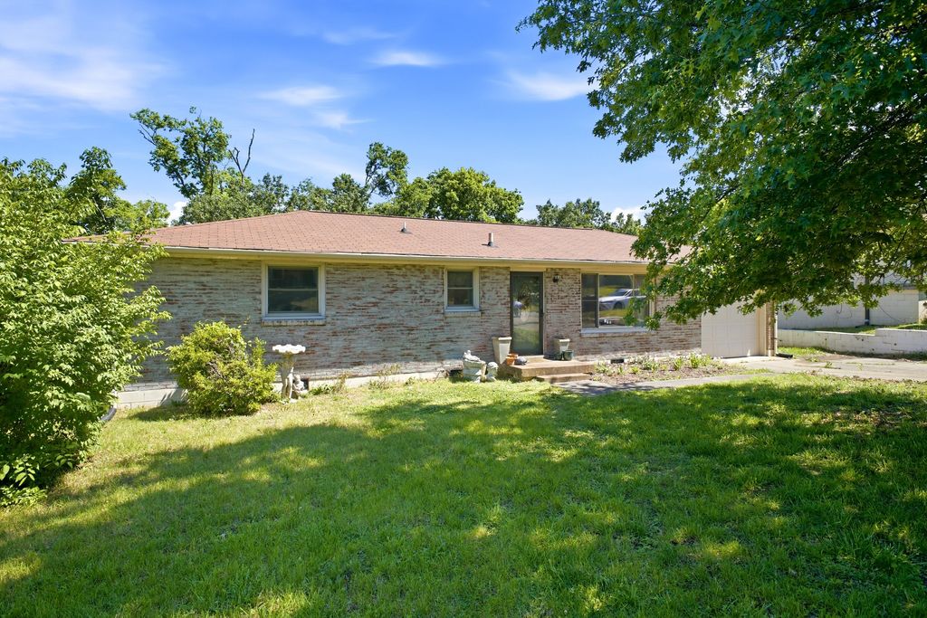 3231 Masonwood Dr, Nashville, TN 37207