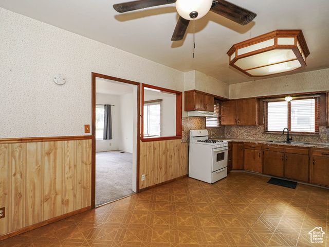 4730 S BOX ELDER ST, Murray, UT 84107