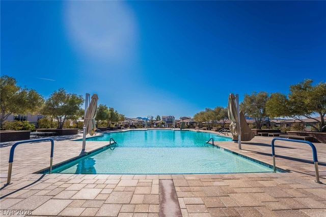 794 Hibiscuss Blossom Street, Henderson, NV 89011