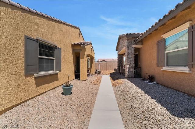 794 Hibiscuss Blossom Street, Henderson, NV 89011