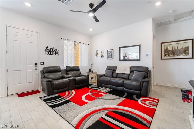 794 Hibiscuss Blossom Street, Henderson, NV 89011