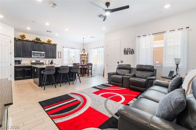 794 Hibiscuss Blossom Street, Henderson, NV 89011